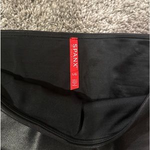 Spanx Faux Leather leggings